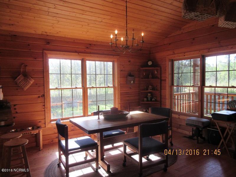 3596 Point Caswell Rd, Atkinson, NC 28421 photo 21