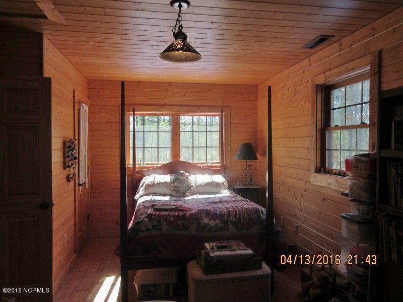 3596 Point Caswell Rd, Atkinson, NC 28421 photo 23