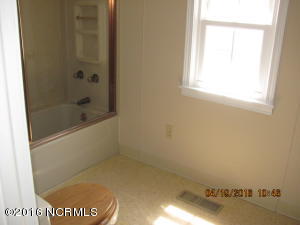 642 Seashore Dr, Atlantic, NC 28511 photo 10