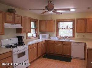 170 Stacy Loop Rd, Stacy, NC 28581 photo 6