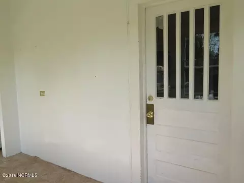 314 E Johnson St, Clinton, NC 28328 photo 16