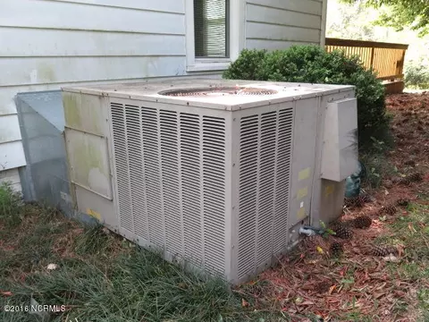 314 E Johnson St, Clinton, NC 28328 photo 20