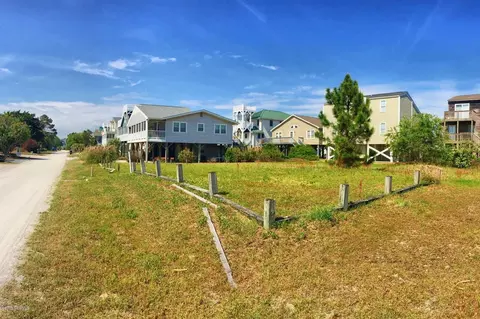 425 3rd St, Sunset Beach, NC 28468 photo 7
