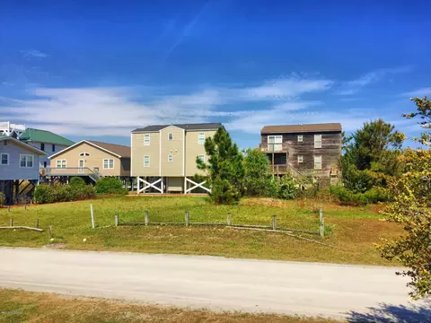 425 3rd St, Sunset Beach, NC 28468 photo 3