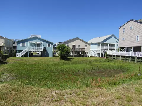 420 38th St, Sunset Beach, NC 28468 photo 1