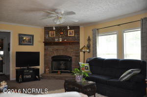 6882 Maple Ln NW, Ash, NC 28420 photo 2