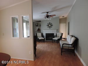 209 Harveys Ln, Hampstead, NC 28443 photo 20