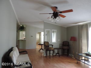 209 Harveys Ln, Hampstead, NC 28443 photo 37