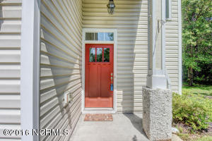 104 Emerson Ct, Hampstead, NC 28443 photo 2