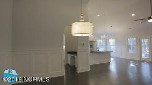 82 King Arthurs Ct, Hampstead, NC 28443 photo 6