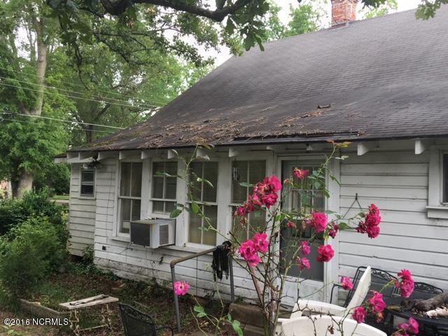 502 E 3rd Ave, Chadbourn, NC 28431 photo 7