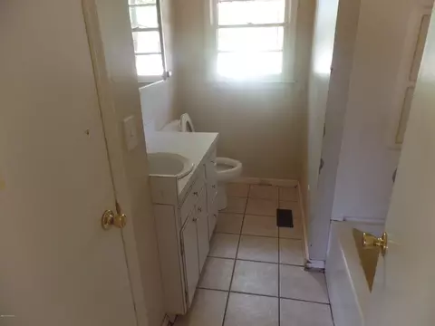 809 S Washington Ave, Dunn, NC 28334 photo 4