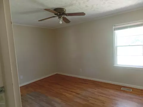 809 S Washington Ave, Dunn, NC 28334 photo 6