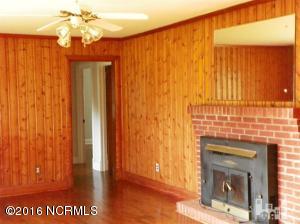 321 Hoover Rd, Hampstead, NC 28443 photo 5