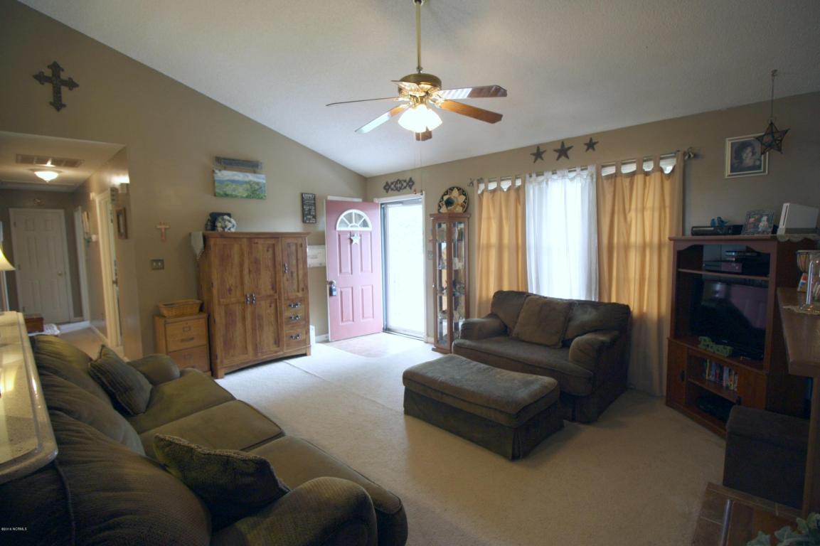 161 Parnell Rd, Hubert, NC 28539 photo 4