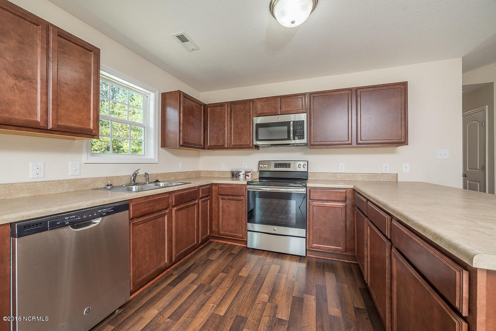 147 Queens Haven Rd, Hubert, NC 28539 photo 3