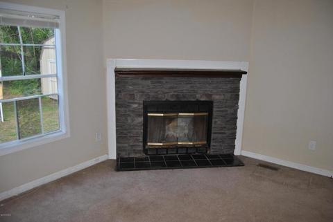 120 Old Farm Rd, Hampstead, NC 28443 photo 3