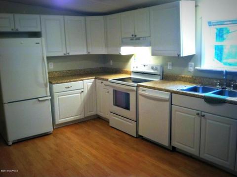 120 Old Farm Rd, Hampstead, NC 28443 photo 4