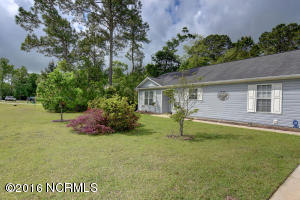 140 Marcil Ln, Hampstead, NC 28443 photo 4