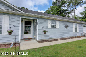140 Marcil Ln, Hampstead, NC 28443 photo 3