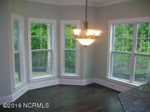 147 Estuary Dr, Hampstead, NC 28443 photo 9
