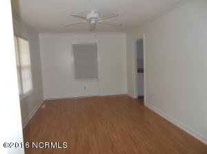 1793 Maple Leaf Rd, Kinston, NC 28504 photo 3