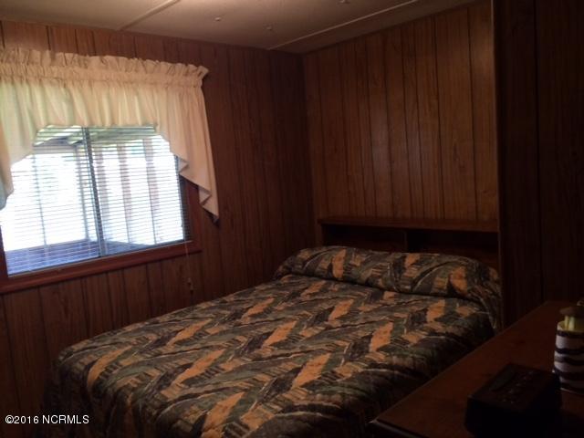 912 Cedar Ave, Hampstead, NC 28443 photo 6