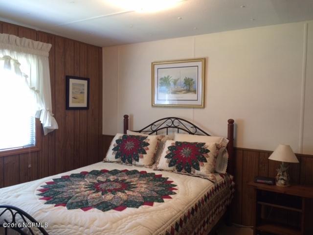 912 Cedar Ave, Hampstead, NC 28443 photo 7