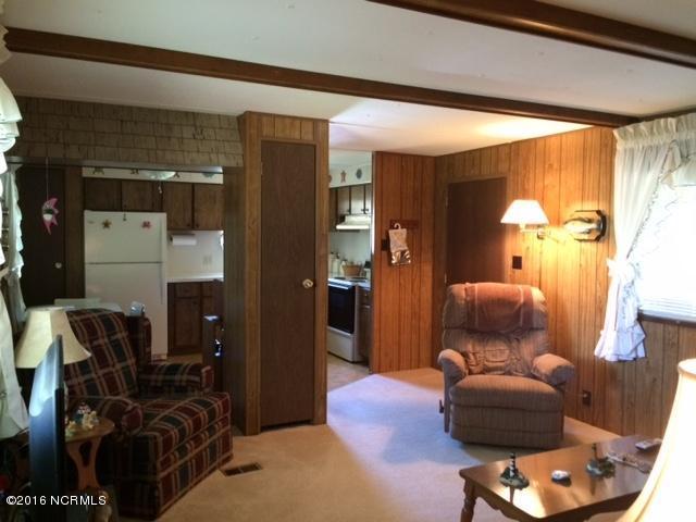 912 Cedar Ave, Hampstead, NC 28443 photo 3