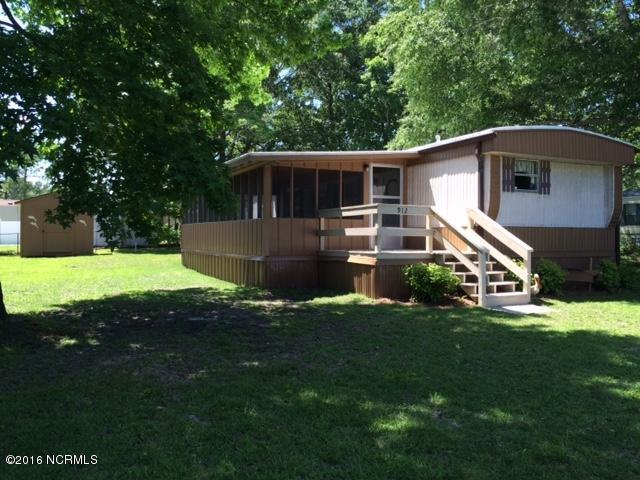 912 Cedar Ave, Hampstead, NC 28443 photo 1