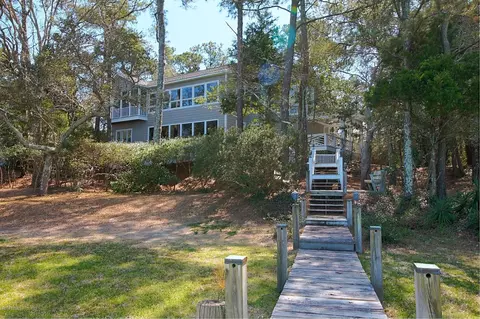 184 Oakleaf Dr, Pine Knoll Shores, NC 28512 photo 29