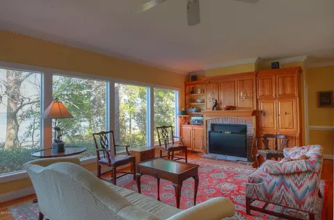 184 Oakleaf Dr, Pine Knoll Shores, NC 28512 photo 10