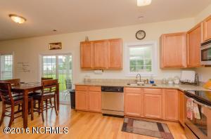 511 Newhan Ct, Hubert, NC 28539 photo 6