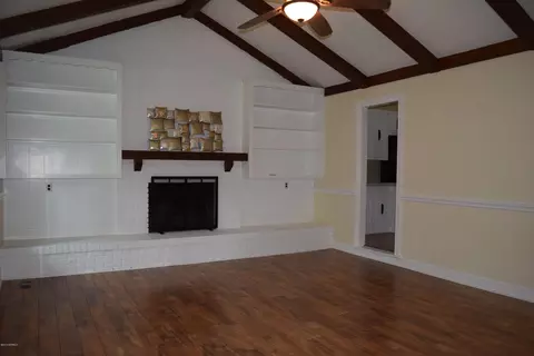 201 Avalon Ln, Greenville, NC 27858 photo 3