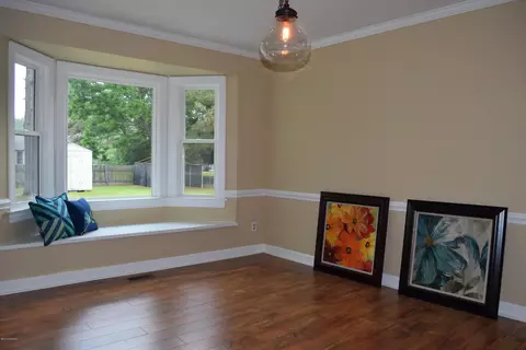 201 Avalon Ln, Greenville, NC 27858 photo 8
