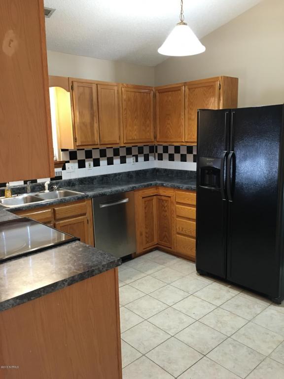 204 S Ginger Dr, Hubert, NC 28539 photo 9