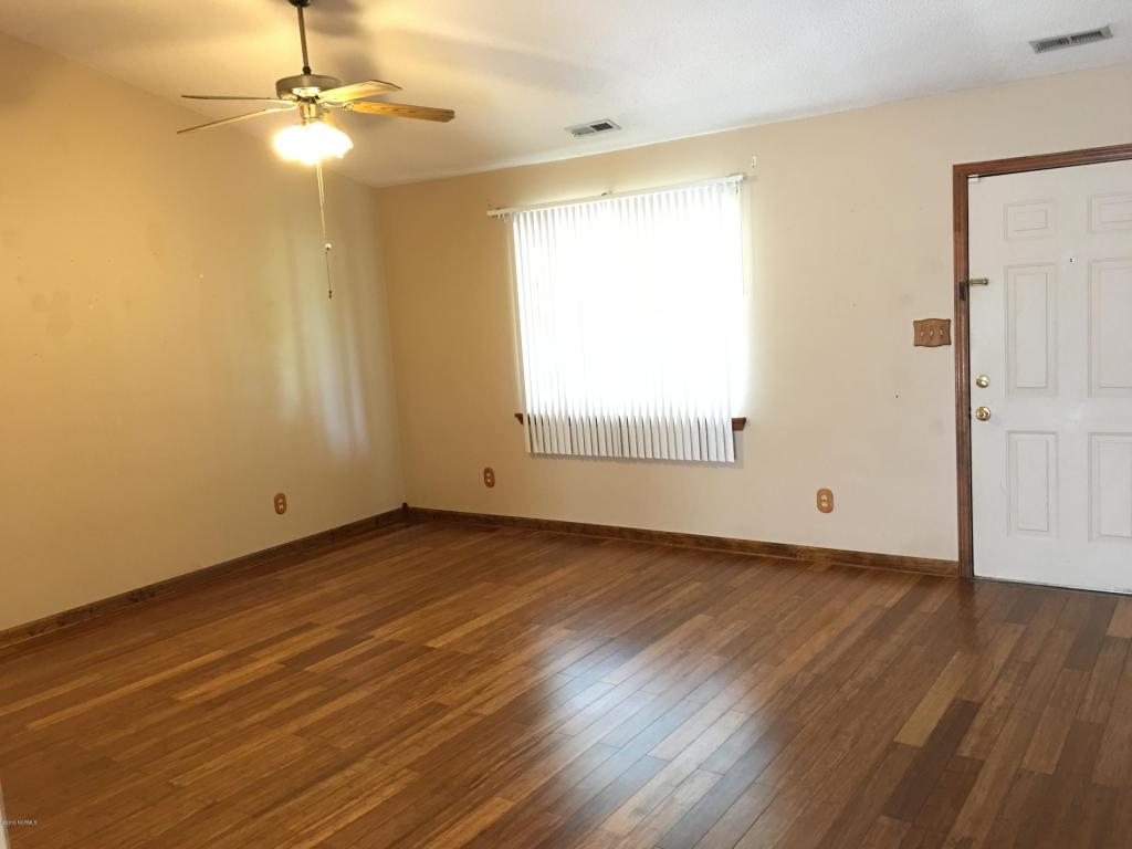 204 S Ginger Dr, Hubert, NC 28539 photo 7