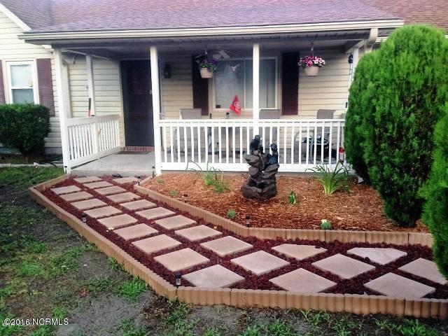 204 S Ginger Dr, Hubert, NC 28539 photo 3