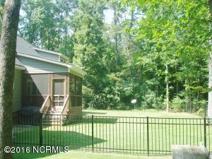138 Creekview Dr, Bath, NC 27808 photo 4
