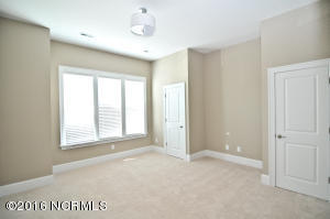 647 Belhaven Dr, Wilmington, NC 28411 photo 33