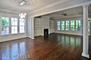 647 Belhaven Dr, Wilmington, NC 28411 photo 14