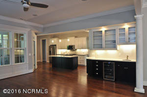 647 Belhaven Dr, Wilmington, NC 28411 photo 6