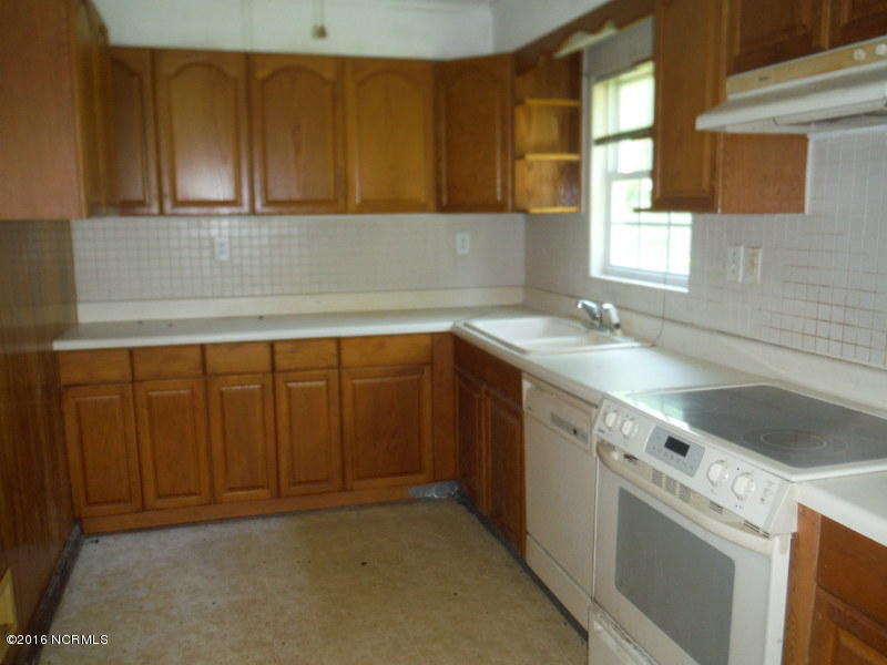 344 Bermuda Dr, Hampstead, NC 28443 photo 6