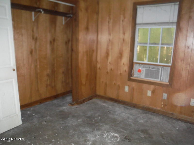 344 Bermuda Dr, Hampstead, NC 28443 photo 7