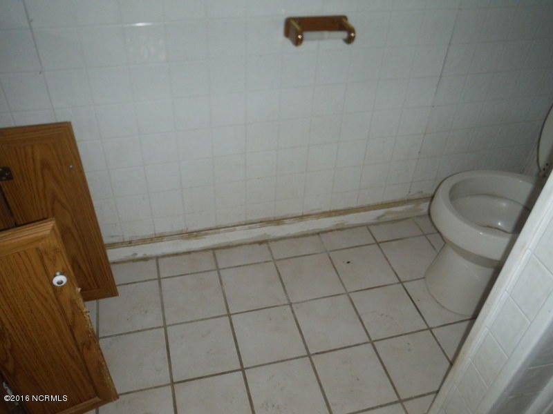344 Bermuda Dr, Hampstead, NC 28443 photo 9