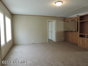 480 Chicken Neck Rd, Teachey, NC 28464 photo 4