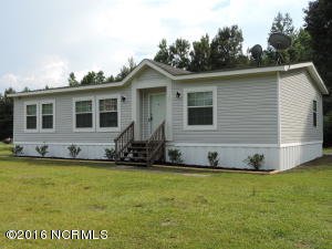 480 Chicken Neck Rd, Teachey, NC 28464 photo 1