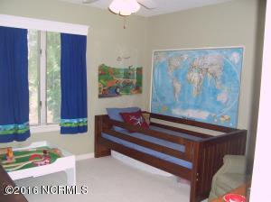 107 Bogey Ct, Hampstead, NC 28443 photo 10