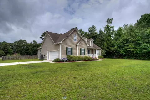 316 Long Leaf Dr, Hampstead, NC 28443 photo 2