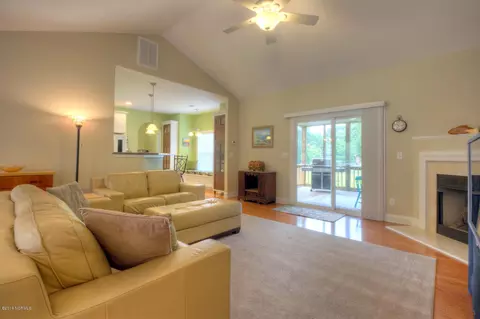 316 Long Leaf Dr, Hampstead, NC 28443 photo 4